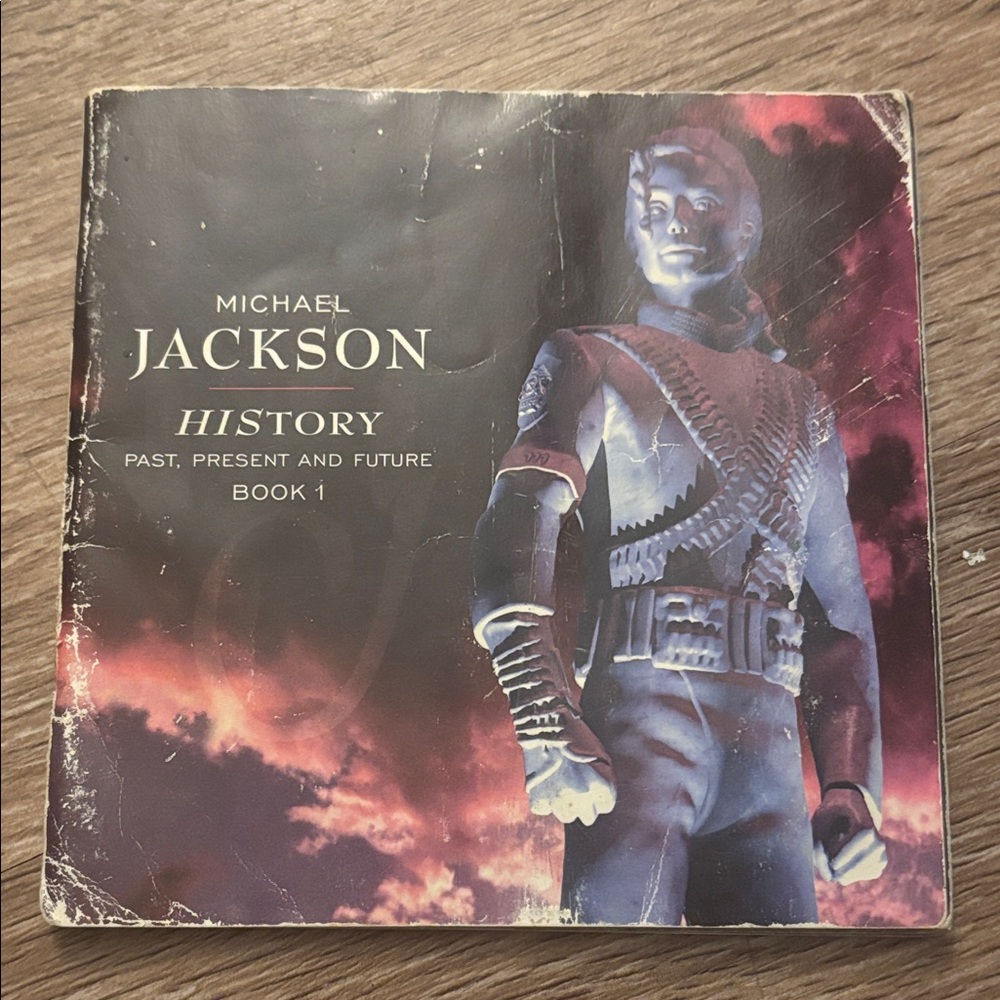 Michael Jackson HIStory Album Cover Book 1